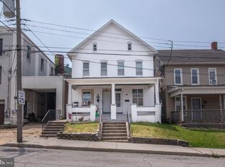 28 S Pine St, Red Lion, PA 17356