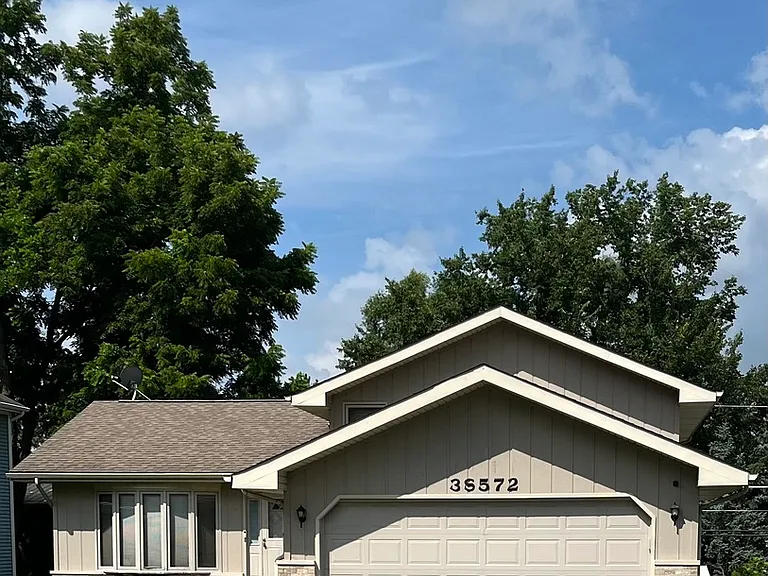 3S572 Haylett Ave — Photo 1