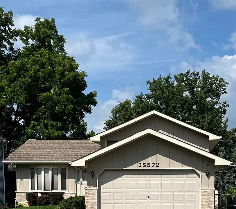 3S572 Haylett Ave