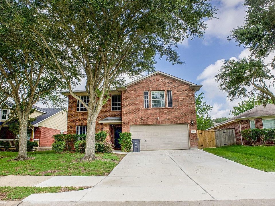 1st image of 21122 Amber Crossing Dr