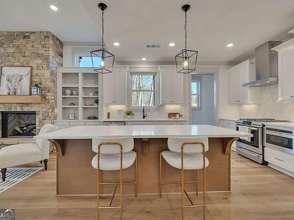 4th image of 30 Villa Vis Unit 1