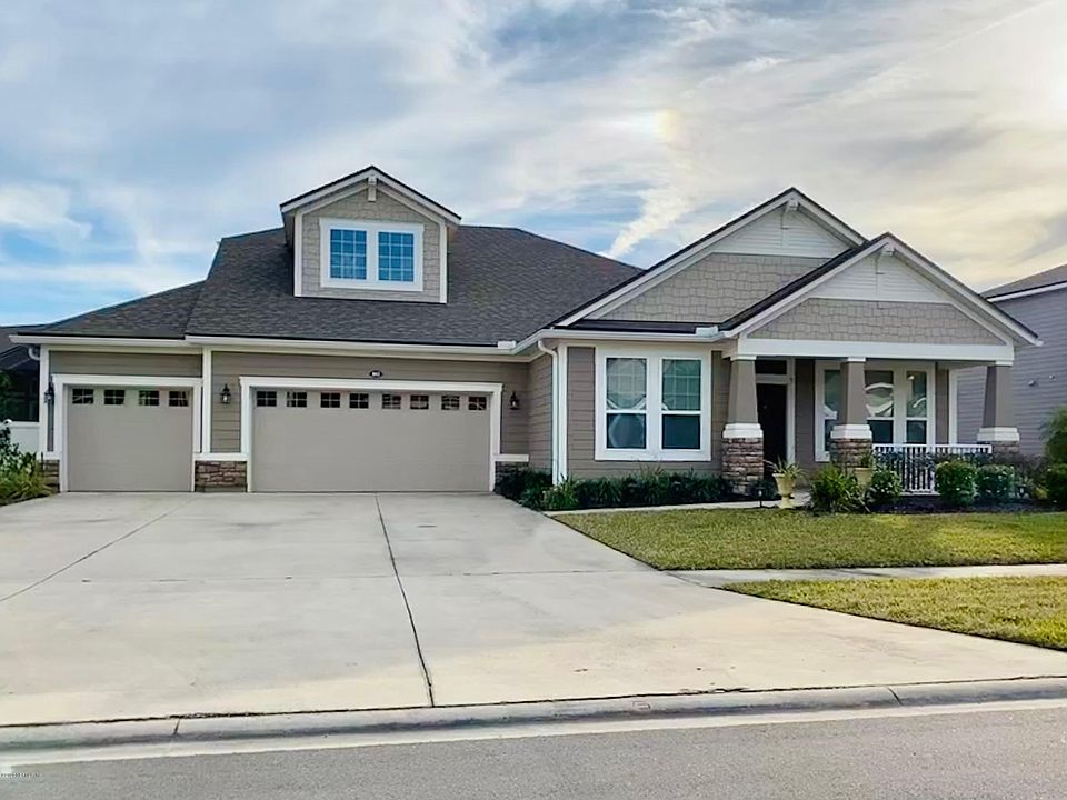 1st image of 802 Brambly Vine Dr