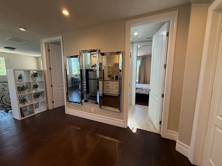 6 Willowbrook — Photo 15