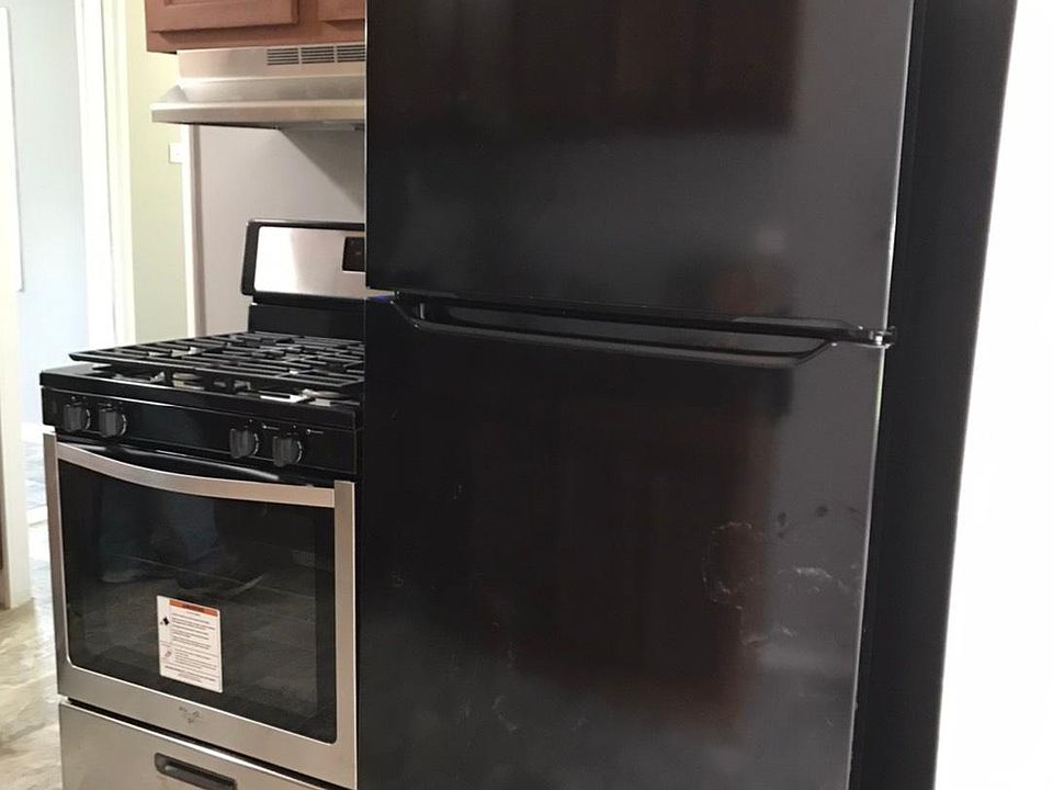 1st image of 320 Marquette St