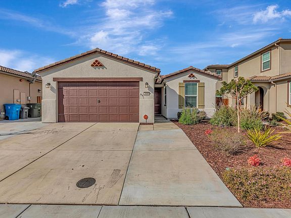 2nd image of 430 Alicante Dr