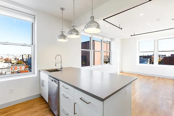 Rented by MNS | media 28