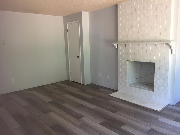 2nd image of 6923 20th Ave SE #2