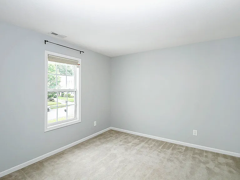 5227 Silabert Ave — Photo 30