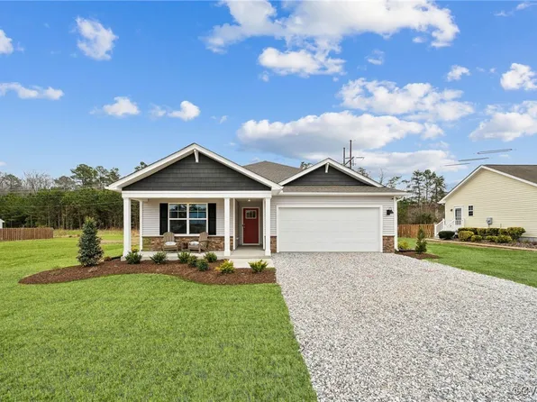 138 Byway Dr, Kilmarnock, VA 22482