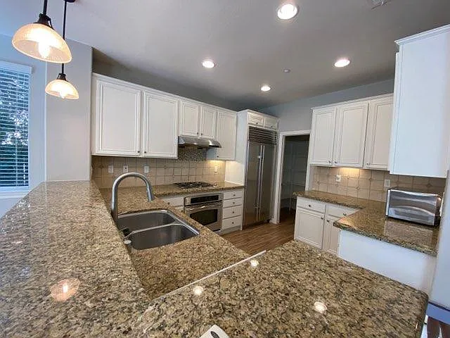 Kitchen overview