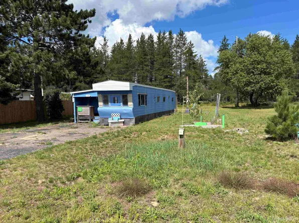 148 E Sands St, Gwinn, MI 49841