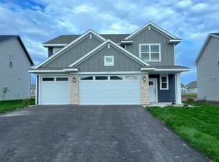 7632 Lotus Ln, Lino Lakes, MN 55038