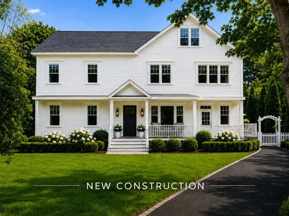 28 Bayberry Ln, Cohasset, MA 02025