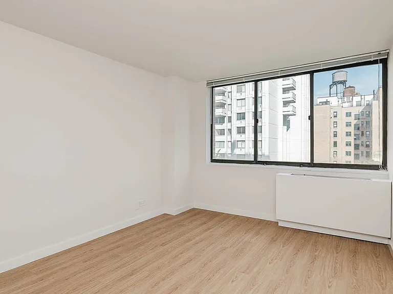 730 Columbus Ave #11B — Photo 28