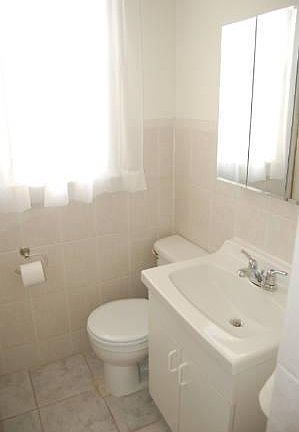 5th image of 45-08 40th St APT D52