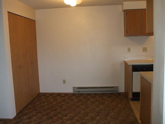 5th image of 726 E Whidbey Ave APT 103