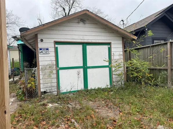 3336 Drew St, Houston, TX 77004