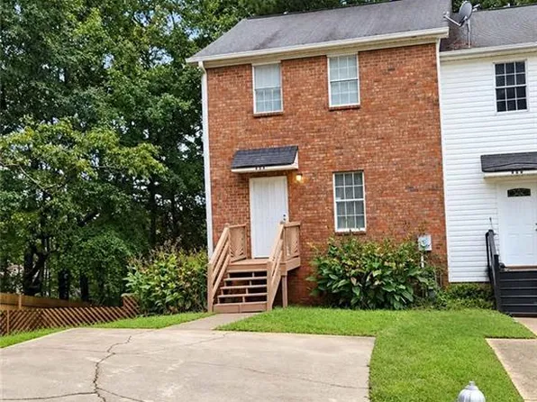 764 Crestside Ct, Austell, GA 30168