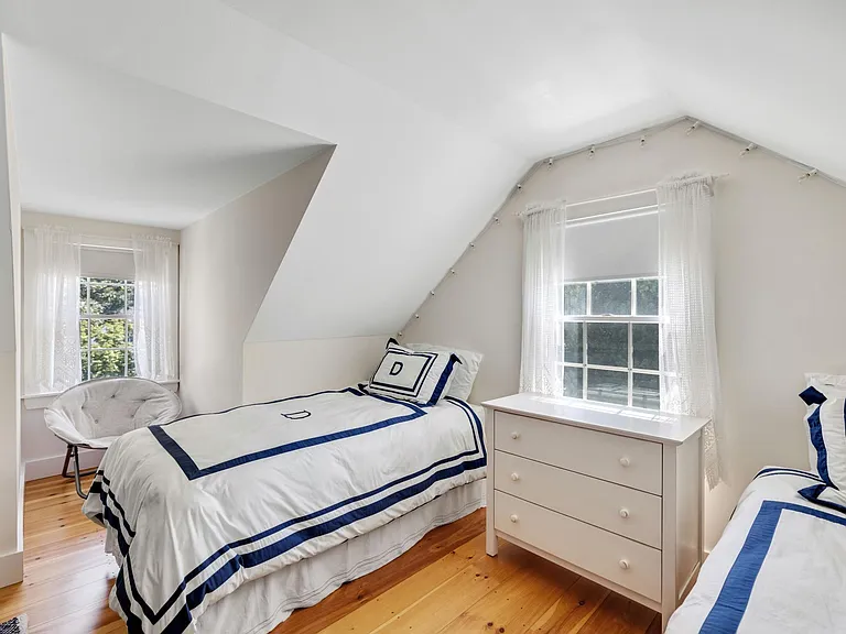 14 Woodland Ave — Photo 39