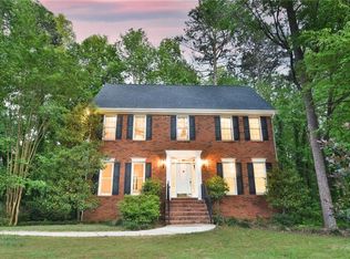 2711 Lochraven Ct, Snellville, GA 30039