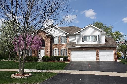 1st image of 2917 Carmel Dr
