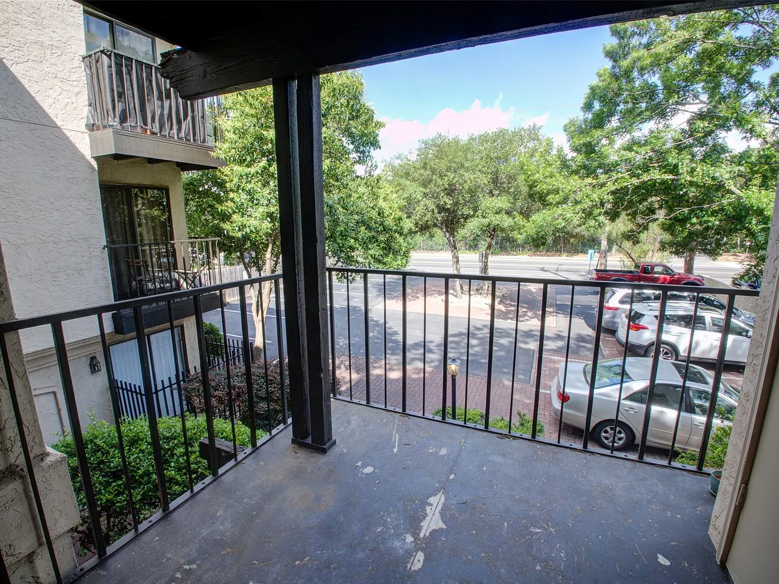 1 bed, 1.0 bath, 778 sqft, $1,395 — Photo 1