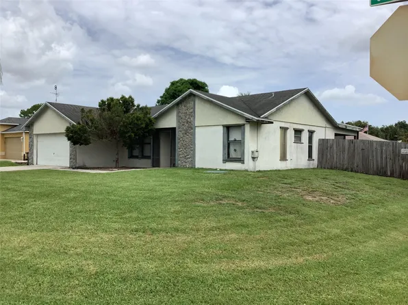 449 SW Aster Road, Port St Lucie, FL 34953