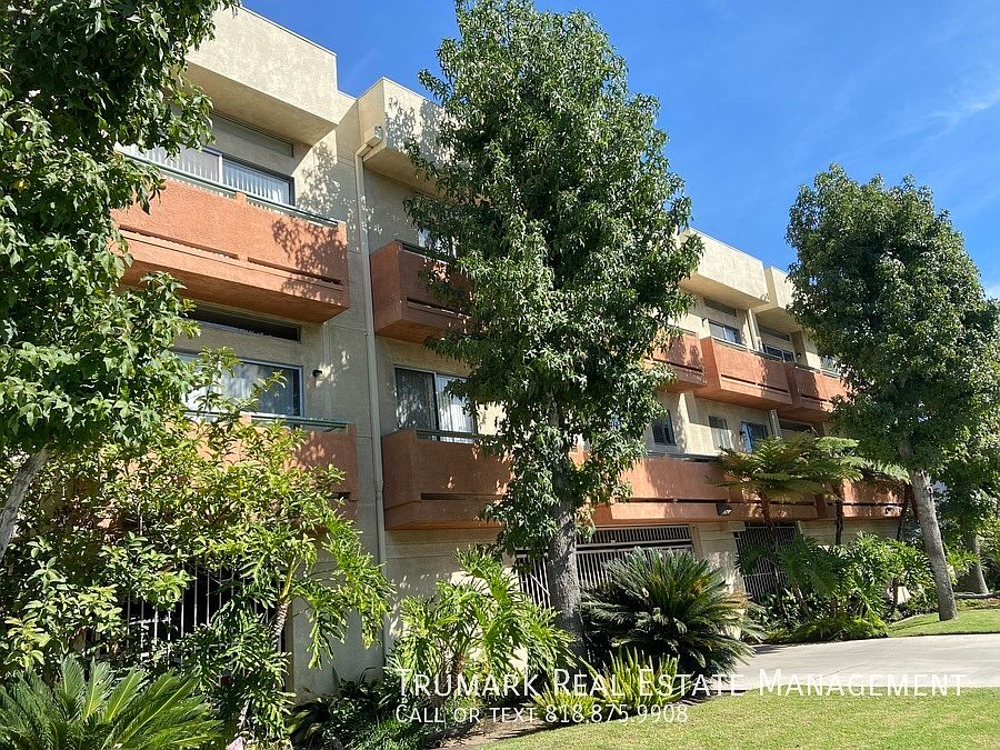 1st image of 14605 Burbank Blvd #111
