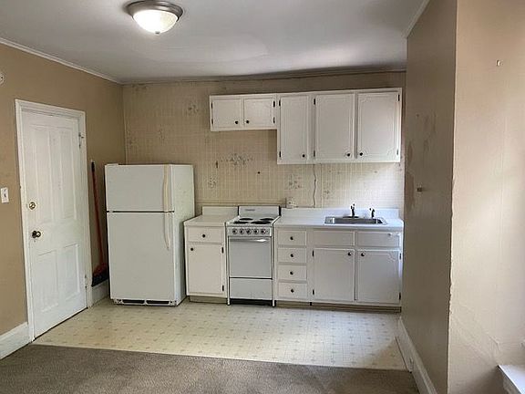 4th image of 1623 Green St APT 3