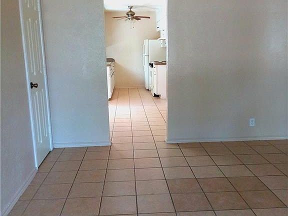 4th image of 1024 Scott Dr