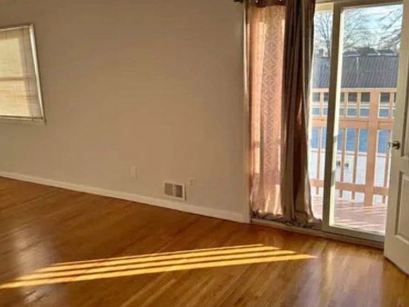 2nd image of 92 Clearmont Ave #1