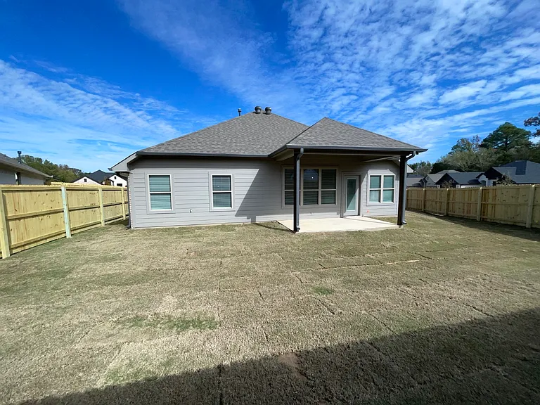 10008 Dayspring Dr — Photo 11