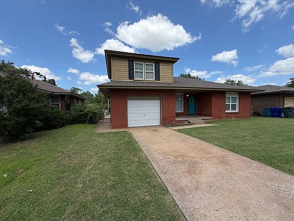 2nd image of 221 E Kerr Dr