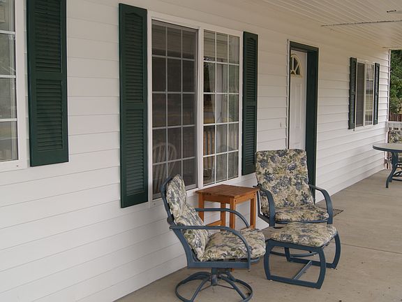 Front porch!