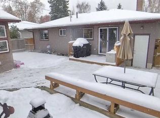 62 Hollyburn Rd SW, Calgary, AB T2V3H1