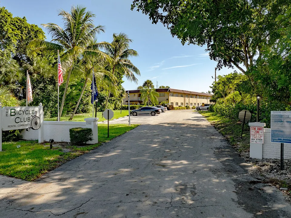 Bicycle Club Apartments