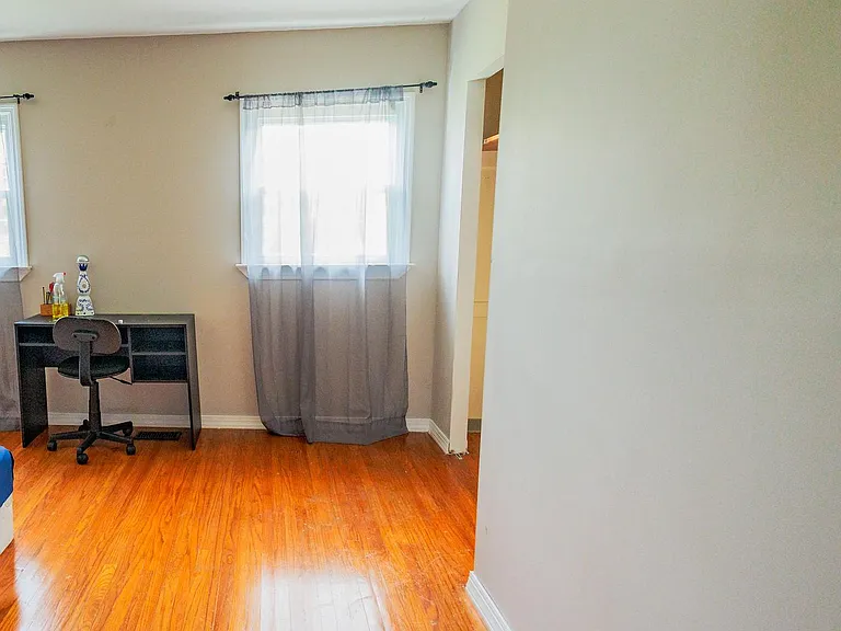 300 Macclelland Ave — Photo 23
