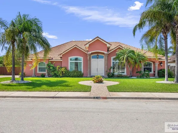 1939 Royal Oak St, Brownsville, TX 78520