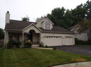 404 Jenice Ct, West Chicago, IL 60185
