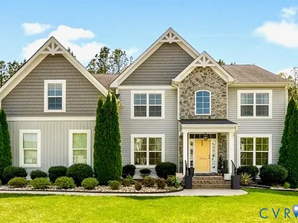 17007 Glensford Dr, Moseley, VA 23120