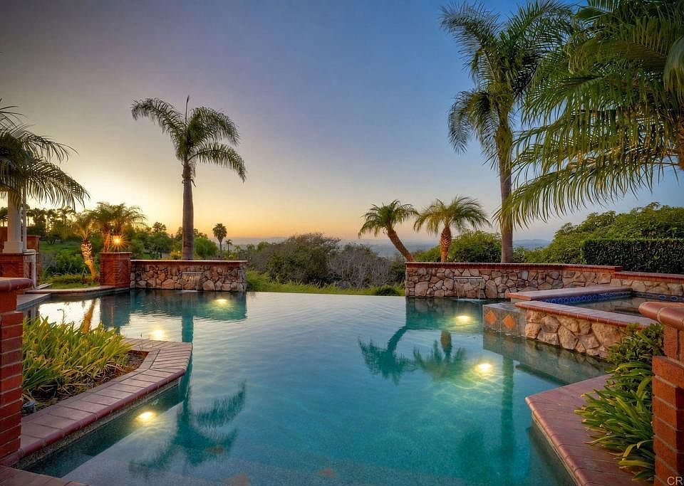 1st image of 30893 Villa Toscana