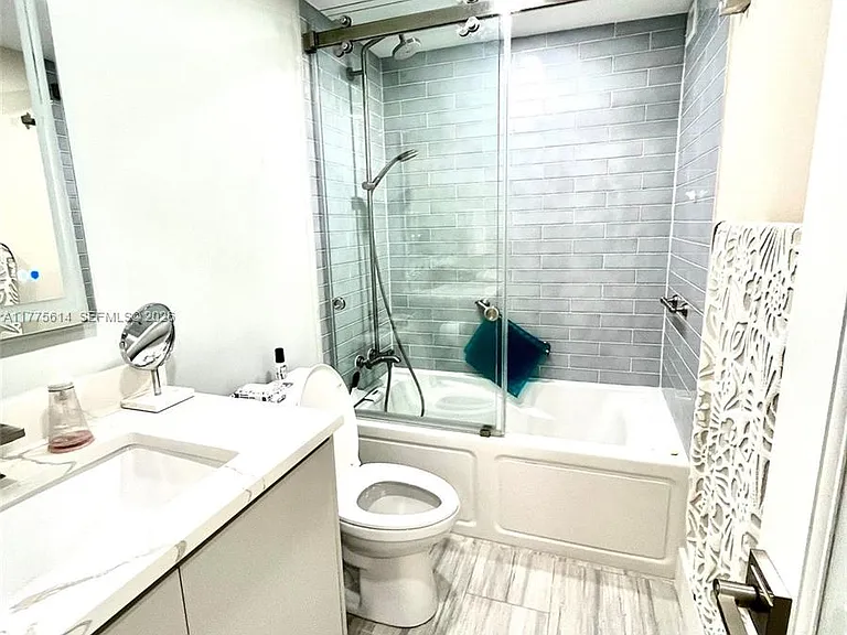 3505 S Ocean Dr #1421 — Photo 11