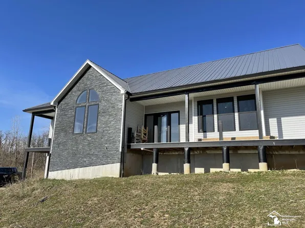 4393 Skinner Hwy, Manitou Beach, MI 49253