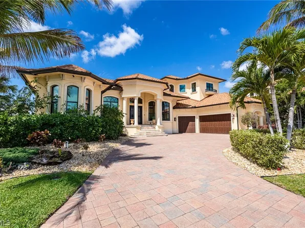 3944 W Riverside Dr, Fort Myers, FL 33901