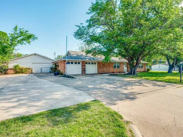 800 W Main St, Crowley, TX 76036