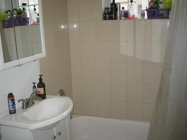 2nd image of 76 Babcock St #2Q