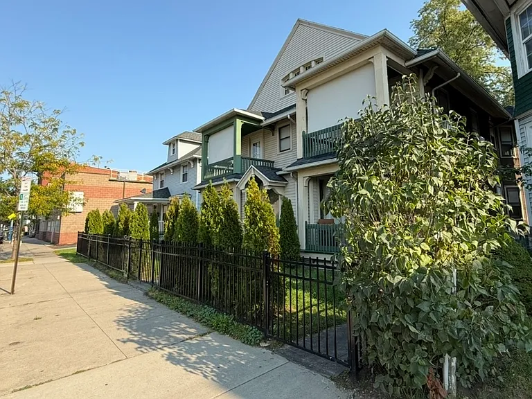 920 S Clinton Ave #920 — Photo 1
