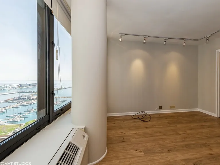 155 N Harbor Dr #1607 — Photo 5