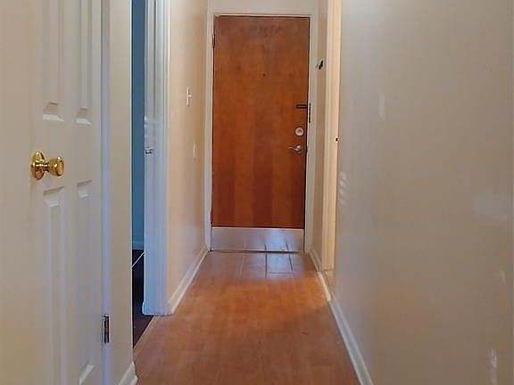 4th image of 312 Griswold St Unit 1