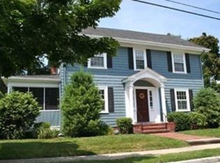 377 Cole Ave, Providence, RI 02906